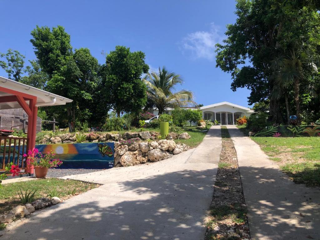 Jardin Des Anges-Bungalows Creoles Et Studio Le Moule Exterior foto